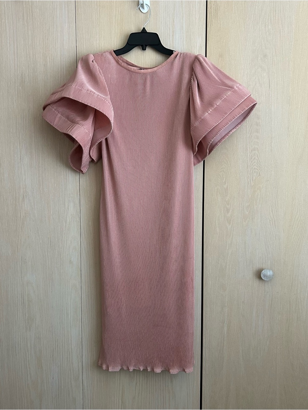 Dusty Rose Midi Dress with Statement Ruffle Sleeves